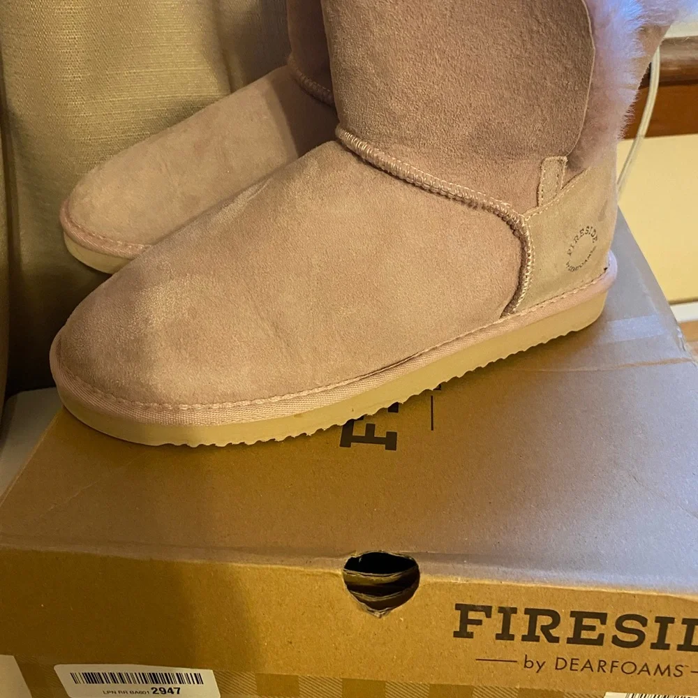 Women's Pink Shearling Slippers - Picture 10 of 10